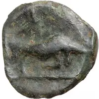 Potin au taureau chargeant