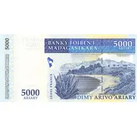 5000 Ariary/ 25000 Francs